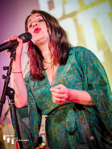 Chloe Josephine on vocals