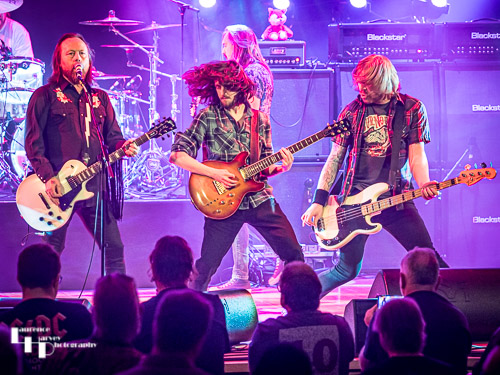 Black Spiders: Pete 'Spider' Spiby , & Mark 'Dark Shark' Thomas on guitars, Adam 'The Fox' Irwin on bass