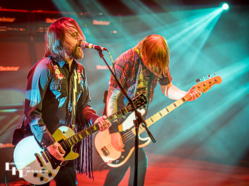 Black Spiders: Pete 'Spider' Spiby on vocals & guitar