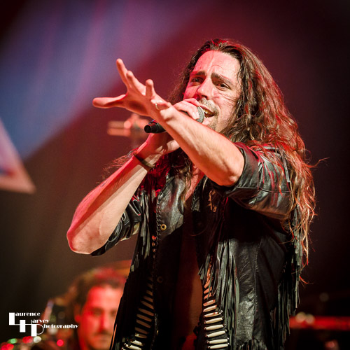 Angelo Tristan on vocals