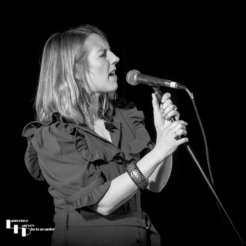 Lauren Dove on vocals