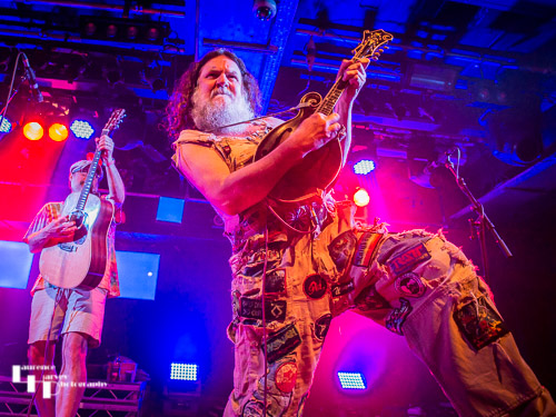 John 'Barley Scotch' Wheeler on vocals & acoustic guitar, Hippy Joe Hymas on mandolin