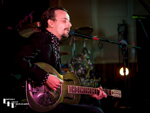 Joel Fisk on vocals & guitar