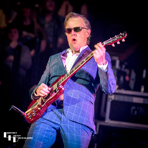 Joe Bonamassa on vocals & guitar