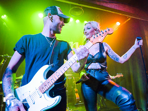 Rhiannon 'Kira' Hill on vocals & Joe Worrall on guitar