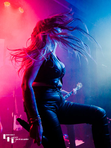 Rhiannon 'Kira' Hill on vocals