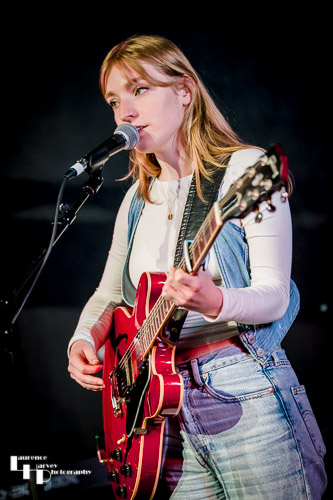 Kitty Perrin on vocals & guitar