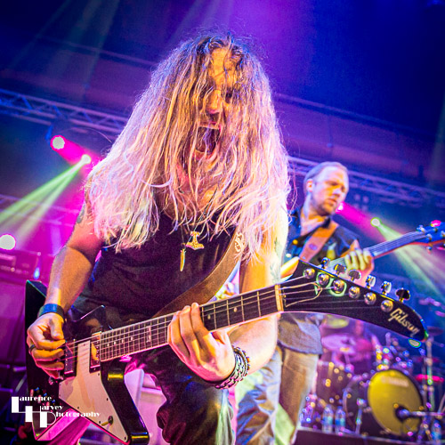 Loz Campbell Band: guitarist