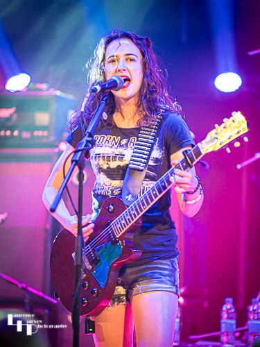 Loz Campbell Band: Loz Campbell on vocals & lead guitar