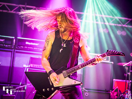 Loz Campbell Band: guitarist