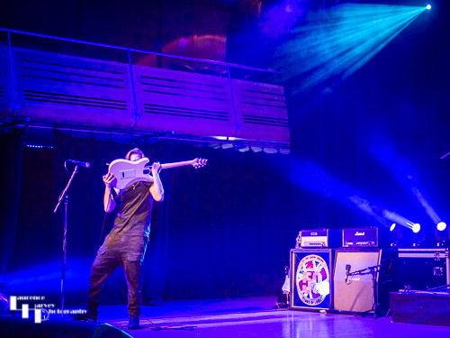 Laurence Jones on guitar & vocals