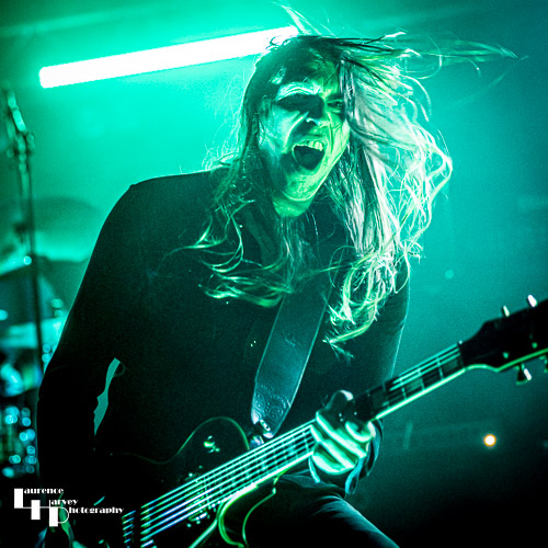 Oli Brown & The Dead Collective: Sam Wood on bass