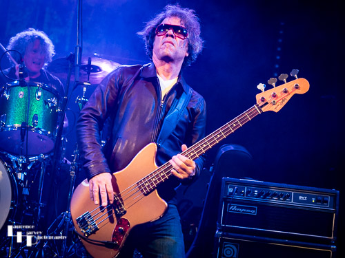 Sam Bolle on bass & backing vocals