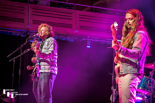 Leo Robarts on lead vocals & guitar, Matt Dudurym on bass