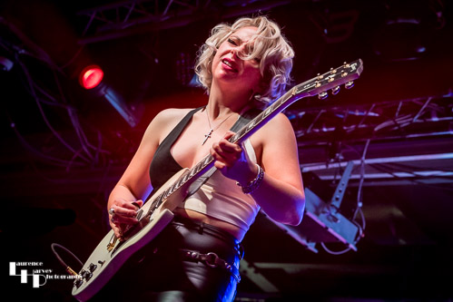 Samantha Fish on vocals & guitar
