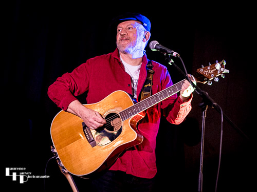 Andy Heasman on guitar & vocals