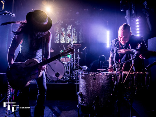 Troy Redfern on vocals & guitar, Nicky Waters on drums