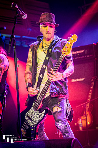 Takeaway Thieves: Adam Hall on bass