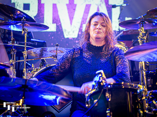 Billy Dedman on bass