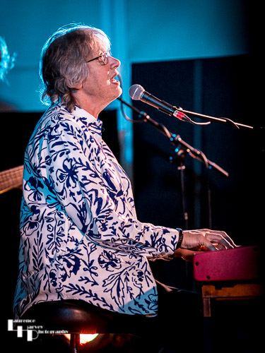 Paul Long on keys & vocals