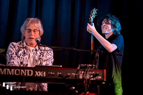 Paul Long on keys & vocals