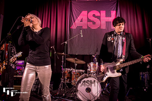 Jo Bevan on vocals, Simon Drowner on bass