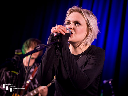 Jo Bevan on vocals