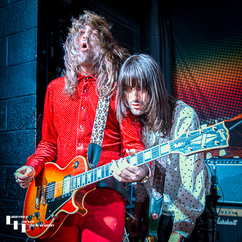 Tom Shemerr on guitar, PY Letellier on bass