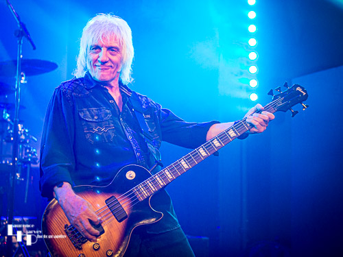 Merv Goldsworthy on bass