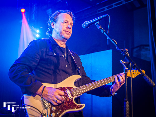 Jim Kirkpatrick on guitar