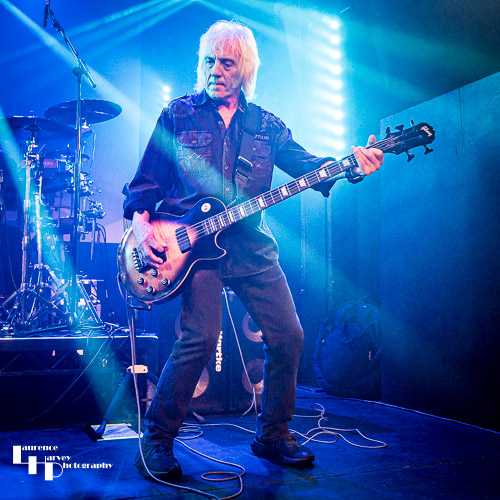 Merv Goldsworthy on bass