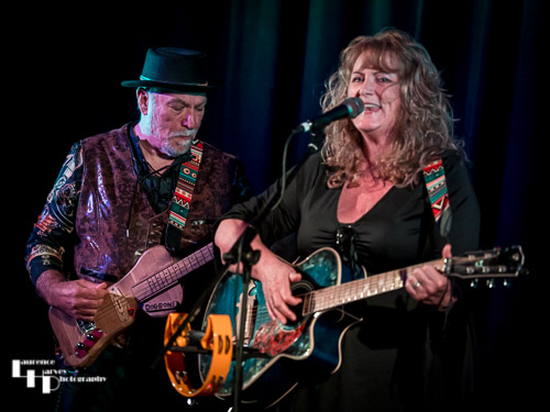 Chrissy Sands on vocals & acoustic guitar, Rob Sands on home made electric guitar