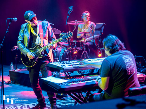 Jan Akkerman & his band on stage at The Apex