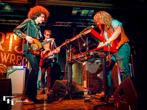 Henry James on backing vocals & guitar, Jake Abernathie on keys