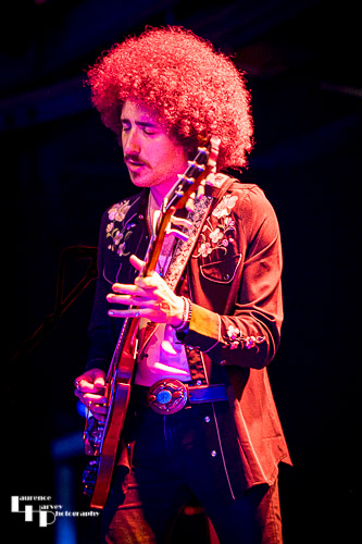 Henry James on backing vocals & guitar