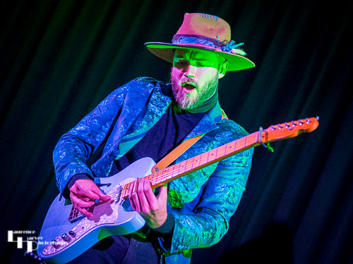 Thomas Heppell on vocals & guitar