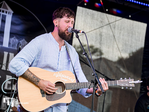 Josh Wilson on vocals & guitar