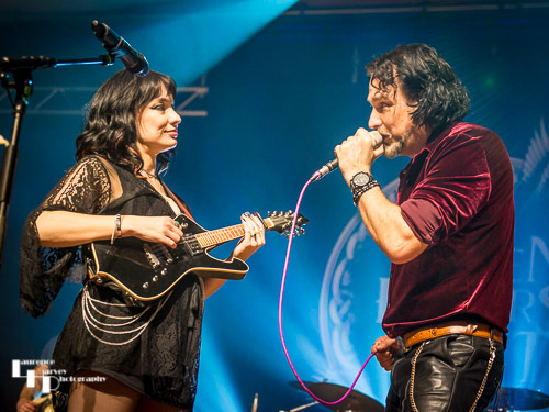 Grace Bond on vocals & mandolin, Aaron Bond on guitar & vocals