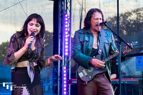 Grace Bond on vocals, Aaron Bond on guitar & vocals