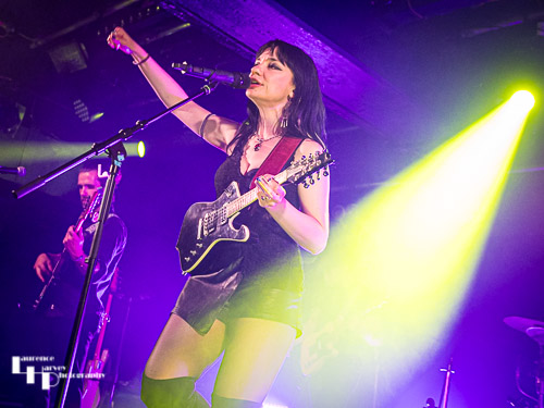 Grace Bond on vocals & mandolin