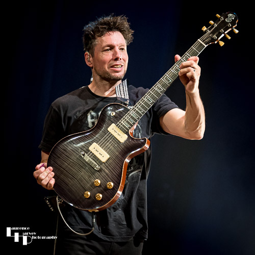 Aynsley Lister on vocals & guitar
