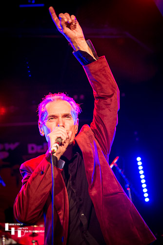 Robert Kane on vocals
