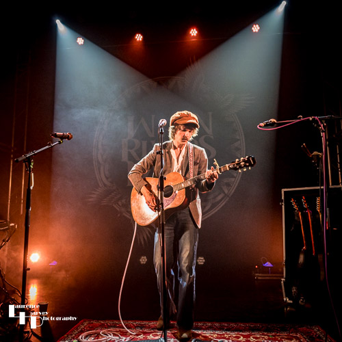 Greene on vocals & guitar