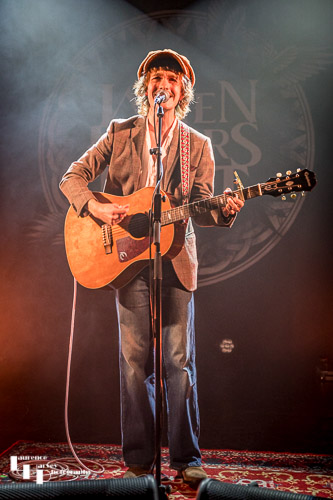 Greene on vocals & guitar