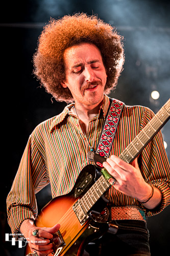 Henry James (Schneekluth) on backing vocals & guitar
