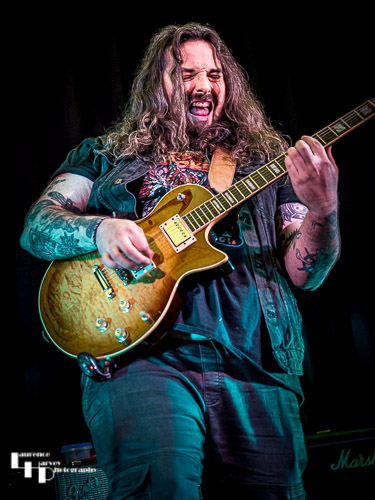 Aiden Pryor on guitar & vocals