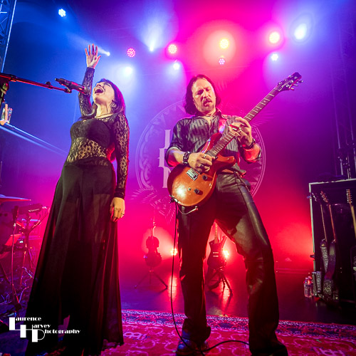 Grace Bond on vocals, Aaron Bond on guitar & vocals