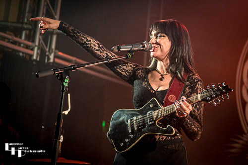 Grace Bond on vocals &, mandolin