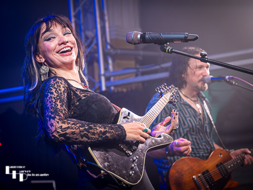Grace Bond on vocals &, mandolin