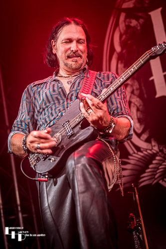 Aaron Bond on guitar & vocals